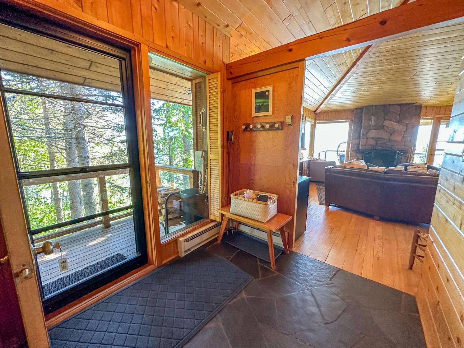 Baileys On The Lake By Cascade Vacation Rentals لاتسين المظهر الخارجي الصورة